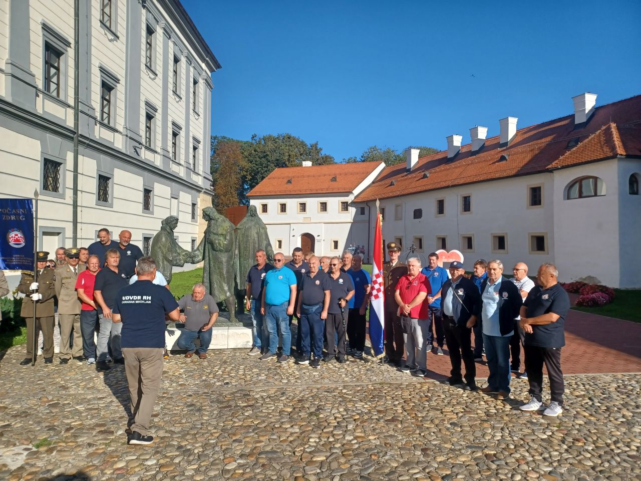 ČAKOVEC Veterani i dragovoljci hodali za mir (1) ČAKOVEC Veterani i dragovoljci hodali za mir (1)