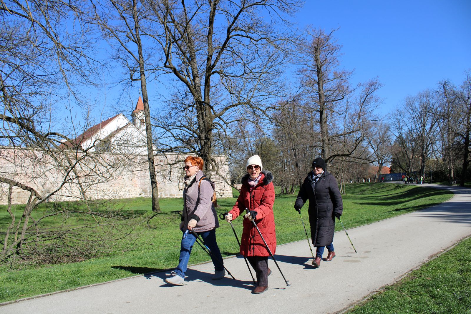 ČAKOVEC Volonteri u parku obilježili Hrvatski dan osviještenosti o debljini (13) ČAKOVEC Volonteri u parku obilježili Hrvatski dan osviještenosti o debljini (14)