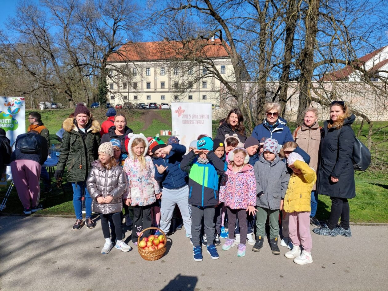 ČAKOVEC Volonteri u parku obilježili Hrvatski dan osviještenosti o debljini (8)