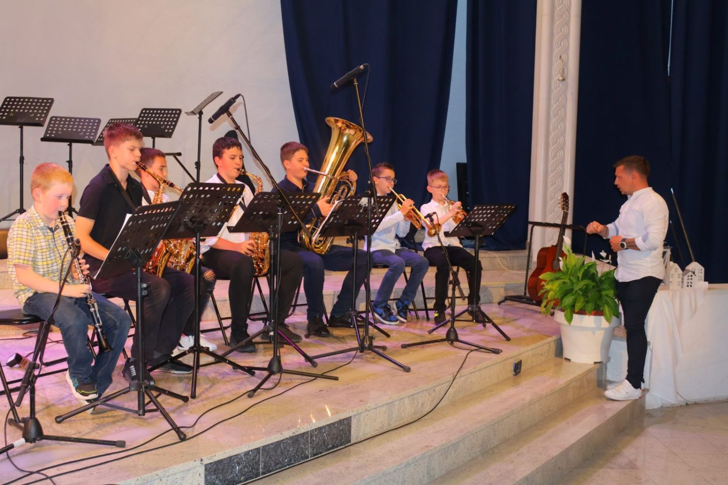 ČAKOVEC Yamaha škola proslavila pet godina uz produkciju učenika (12) ČAKOVEC Yamaha škola proslavila pet godina uz produkciju učenika (12)