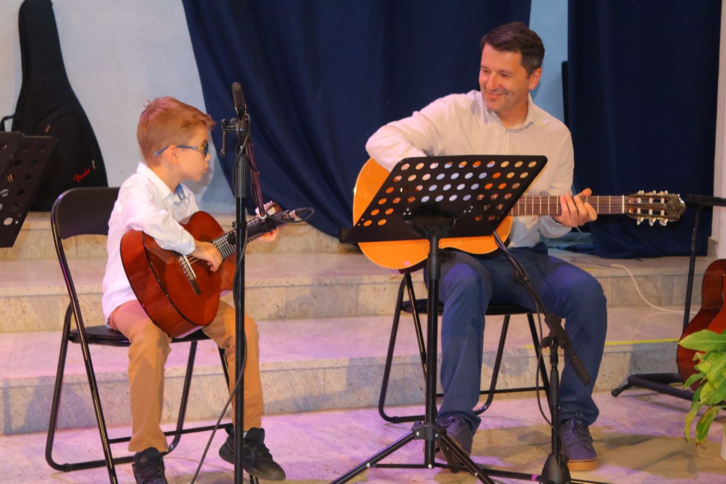 ČAKOVEC Yamaha škola proslavila pet godina uz produkciju učenika (13) ČAKOVEC Yamaha škola proslavila pet godina uz produkciju učenika (13)