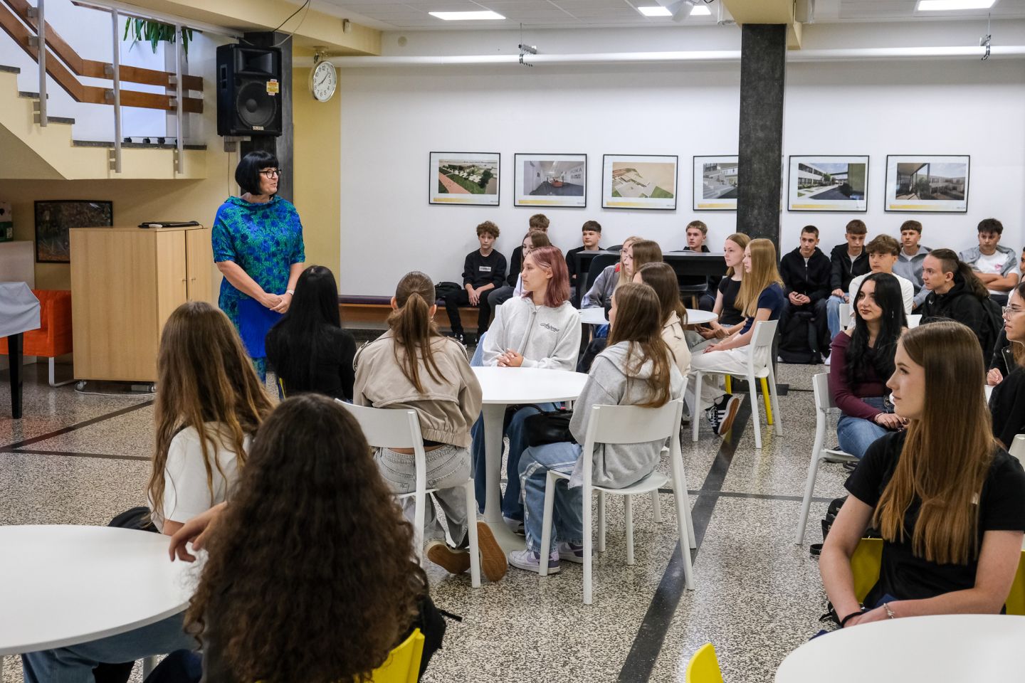 ČAKOVEČKA GIMNAZIJA Veseli početak školske godine uz koncert Novog Amsterdama (8)