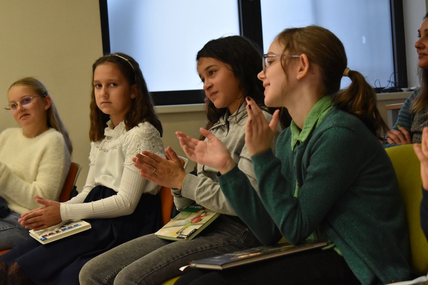 ČAKOVEČKA KNJIŽNICA Nola Gyöfi i Lena Branilović predstavljaju Međimurje na državnom natjecanju u čitanju naglas (2)