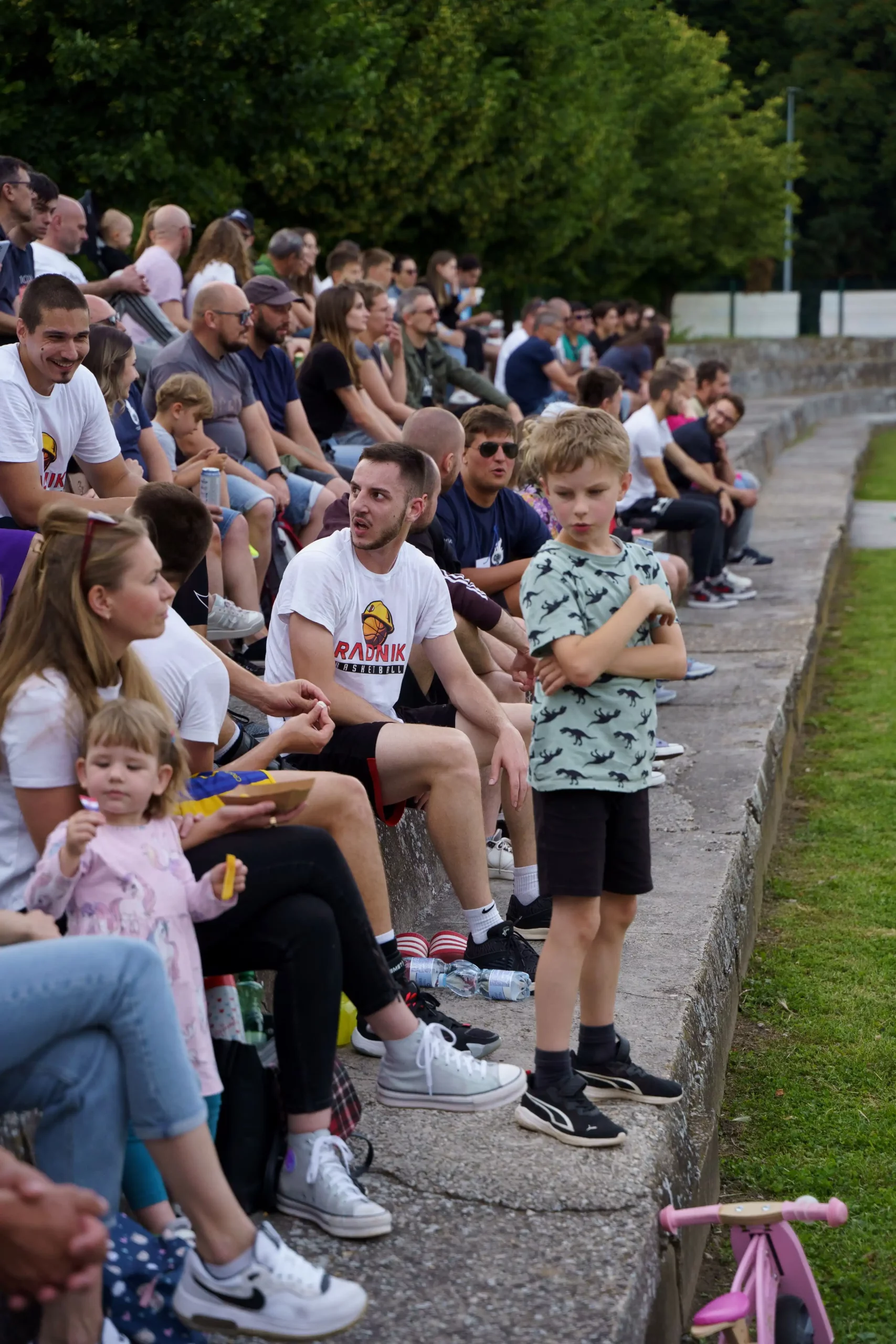 ČK Basket Fever 9. I ove godine je cjelodnevni košarkaški event u Čakovcu pratio veliki broj gledatelja i ljubitelja sporta i košarke ČK Basket Fever 9. I ove godine je cjelodnevni košarkaški event u Čakovcu pratio veliki broj gledatelja i ljubitelja sporta i košarke