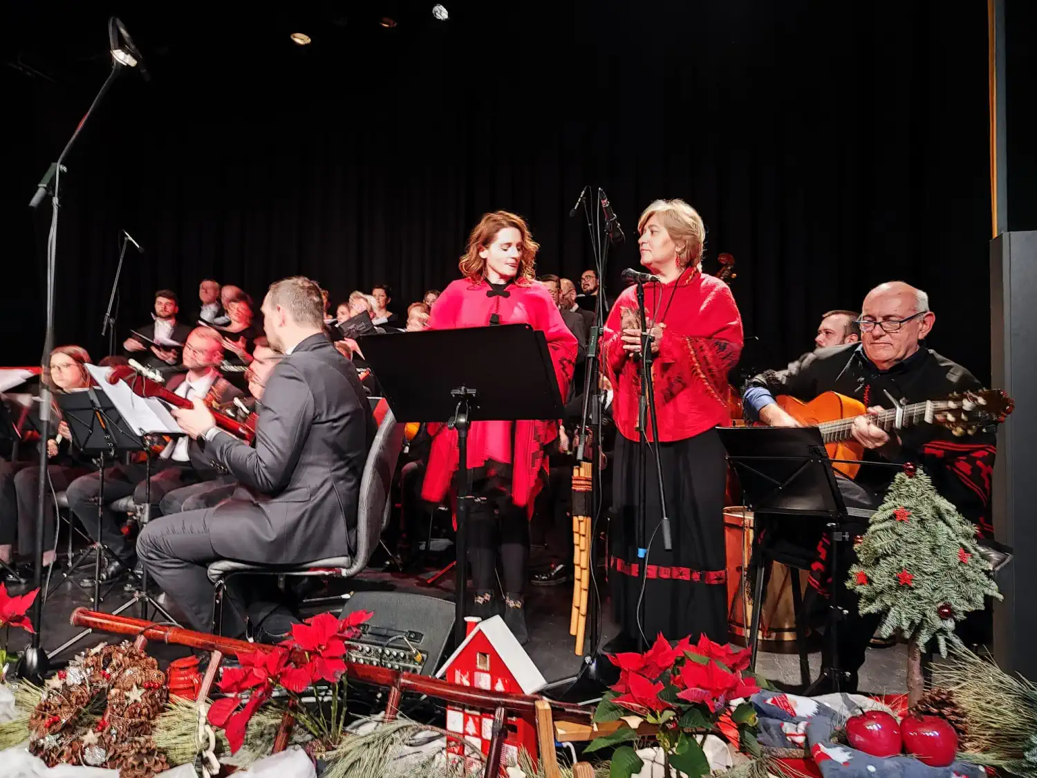 CZK RUDAR Prekrasna glazbena večer ‘Navidad Nuestra’ spaja Međimurje, Hrvatsku i Argentinu (1) CZK RUDAR Prekrasna glazbena večer ‘Navidad Nuestra’ spaja Međimurje, Hrvatsku i Argentinu (1)