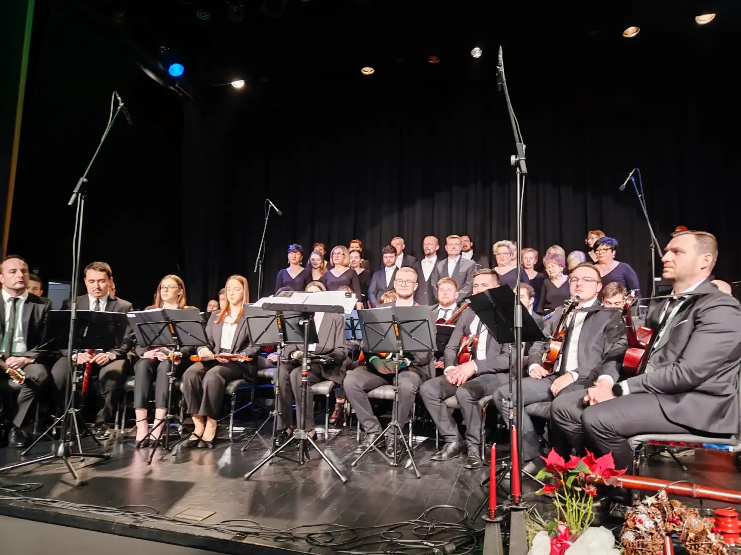 CZK RUDAR Prekrasna glazbena večer ‘Navidad Nuestra’ spaja Međimurje, Hrvatsku i Argentinu (4) CZK RUDAR Prekrasna glazbena večer ‘Navidad Nuestra’ spaja Međimurje, Hrvatsku i Argentinu (4)