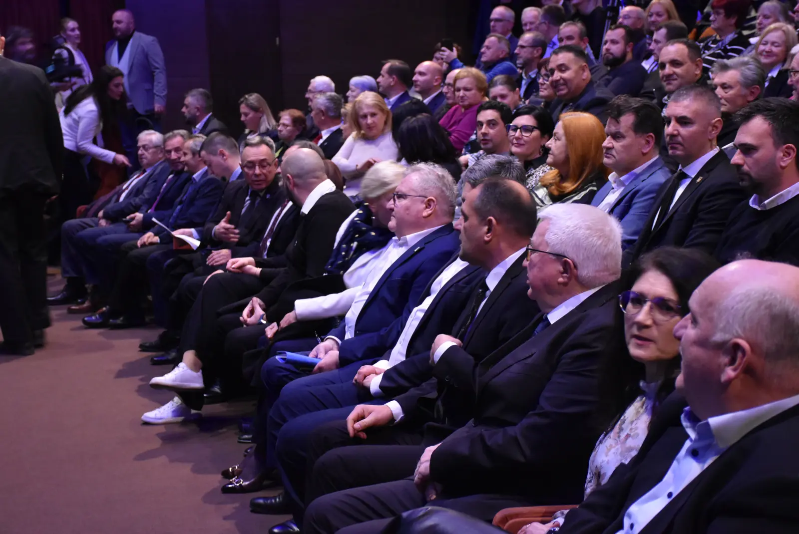 CZK, Spomendan, MŽ, identitet (5)