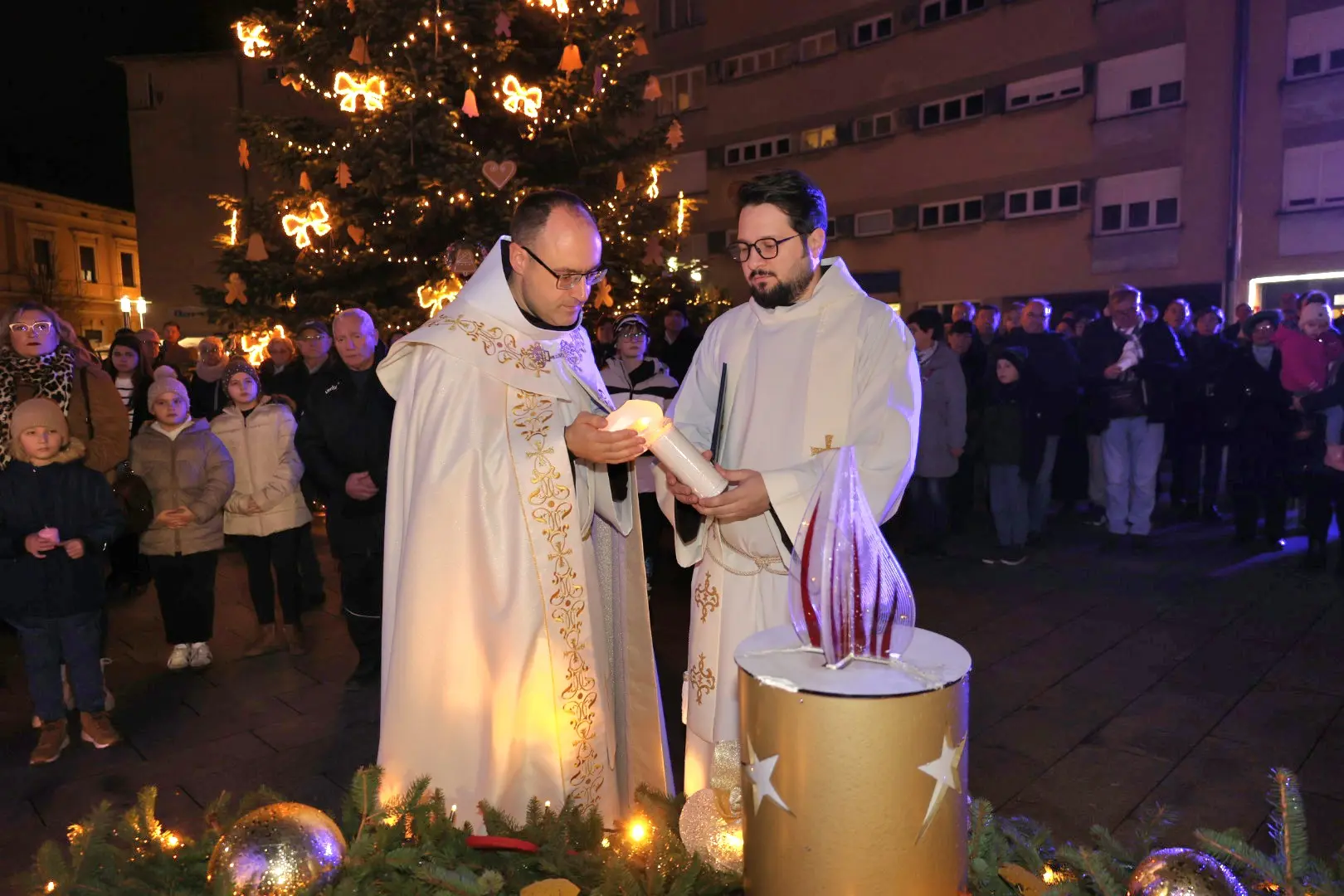 Čakovec Adventska svijeća (12) Čakovec Adventska svijeća (12)