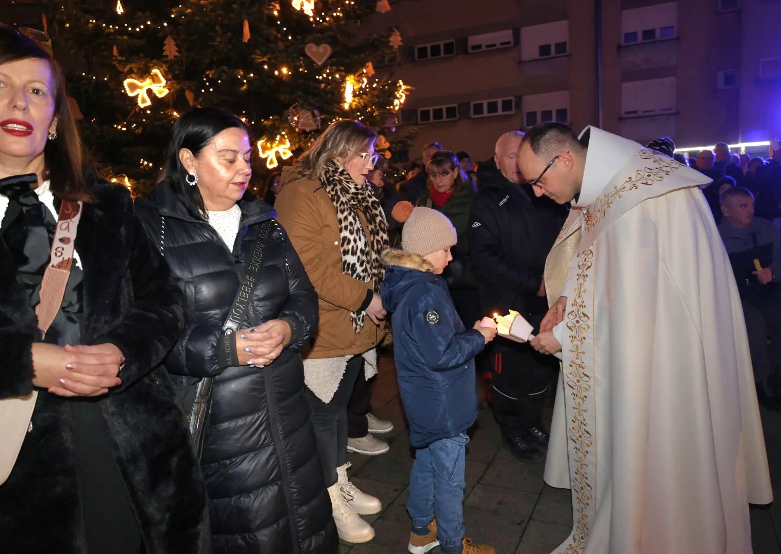 Čakovec Adventska svijeća (15) Čakovec Adventska svijeća (15)