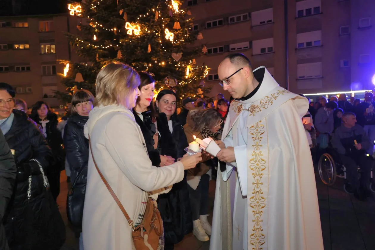 Čakovec Adventska svijeća (18)