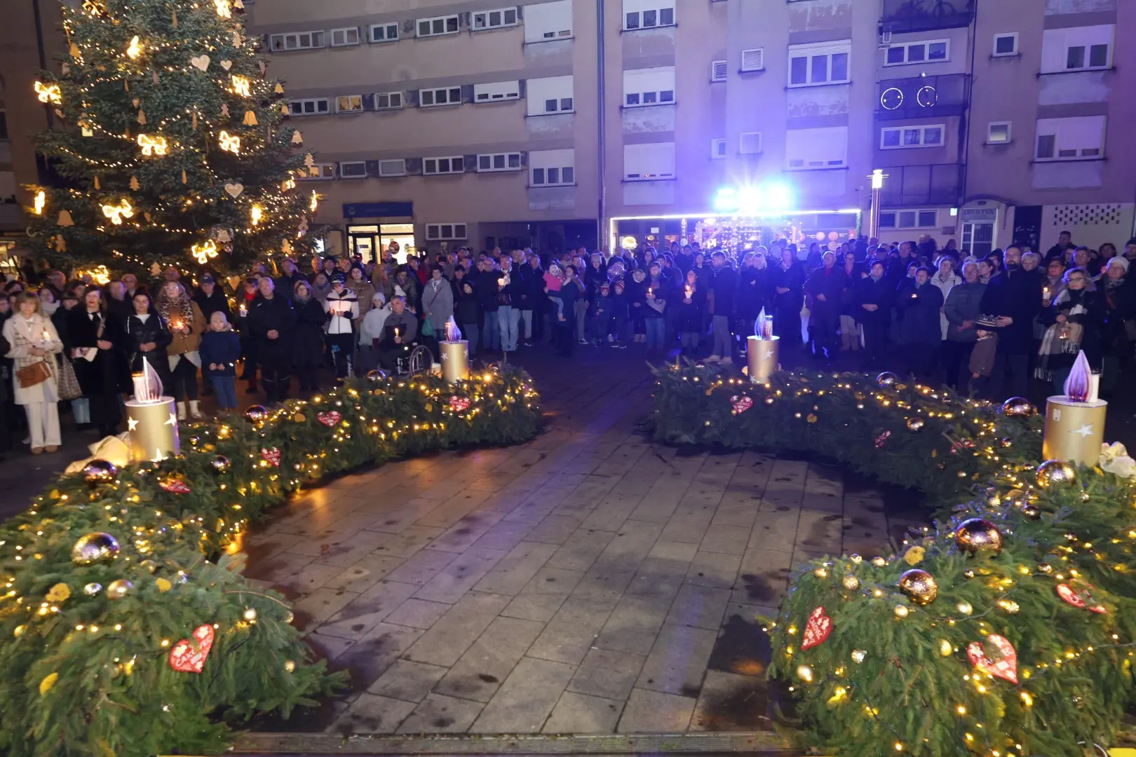 Čakovec Adventska svijeća (2) Čakovec Adventska svijeća (2)