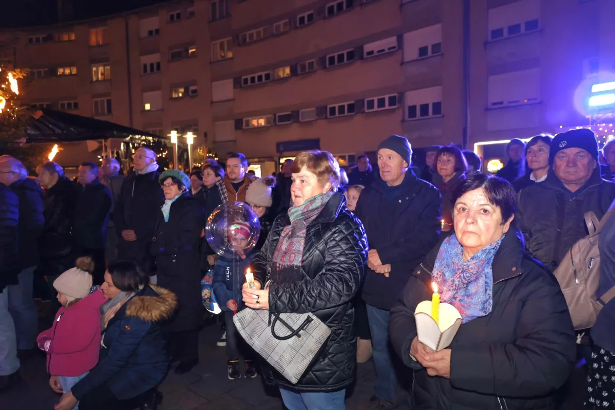 Čakovec Adventska svijeća (23)