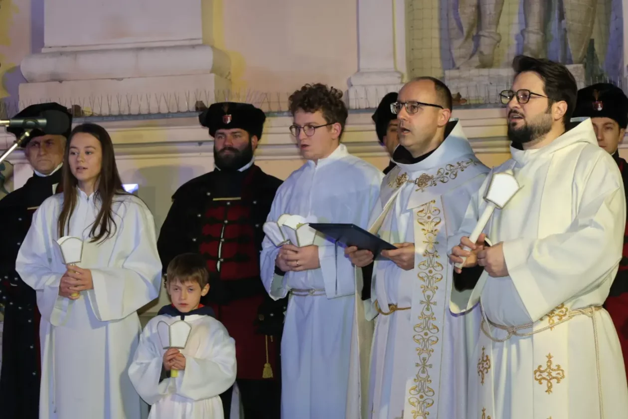 Čakovec Adventska svijeća (8)