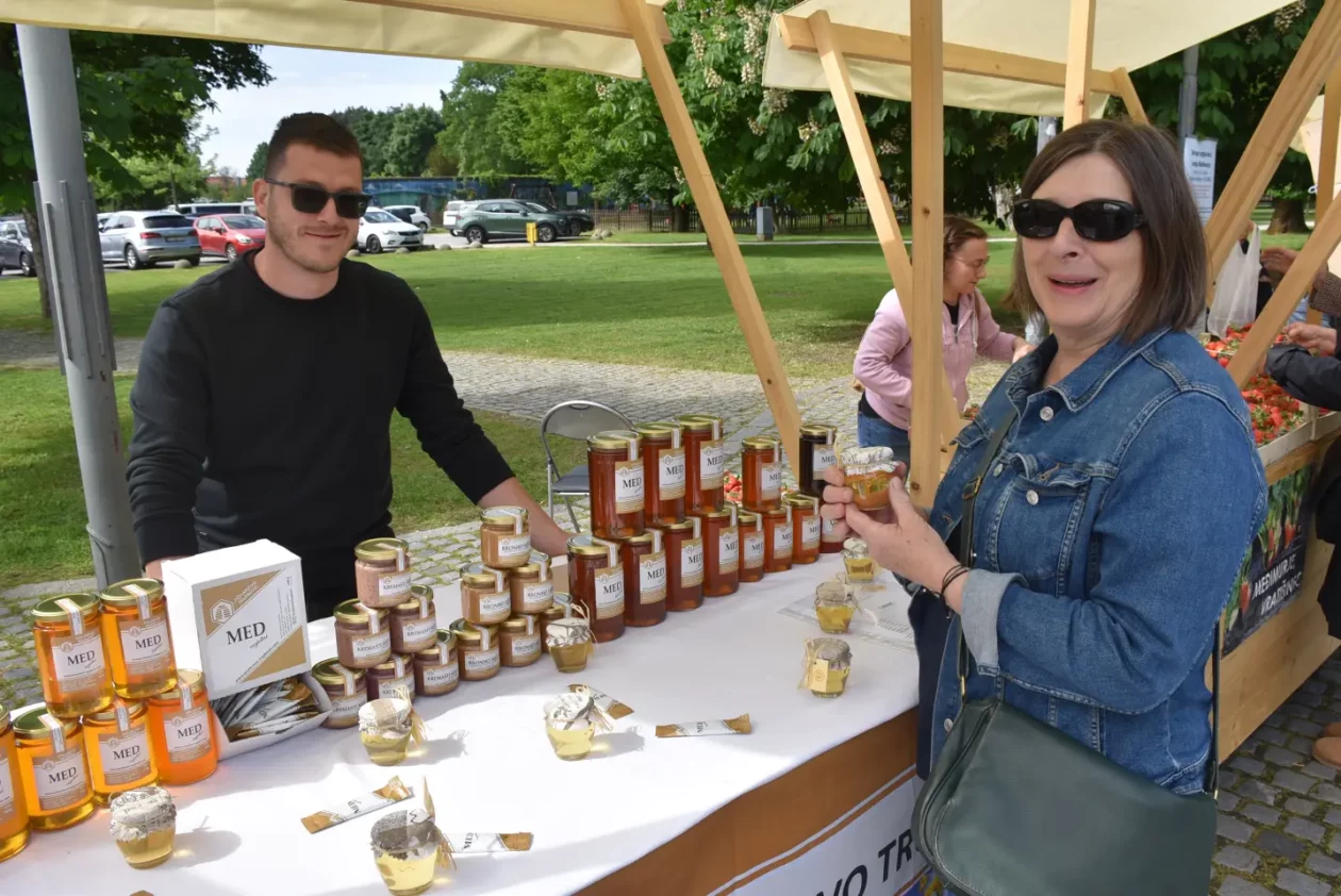 Čakovec, Dani Županije, 10.5.2025. – sajam, gulaš (15)