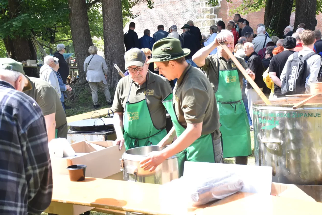 Čakovec, Dani Županije, 10.5.2025. – sajam, gulaš (61)