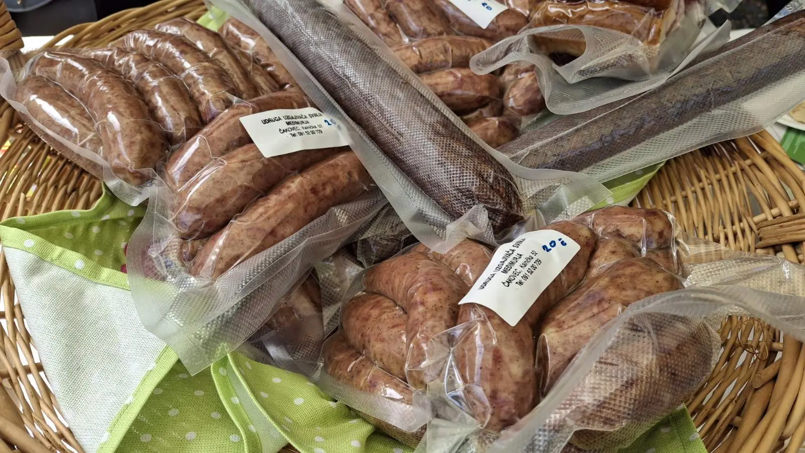 Čakovec, Dani Županije, 10.5.2025. – sajam, gulaš (99) Čakovec, Dani Županije, 10.5.2025. – sajam, gulaš (99)