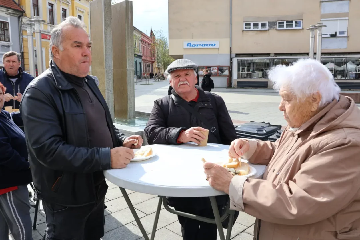 Čakovec, Franjevački trg, ribice Uskrs 3.4.2026 (18)