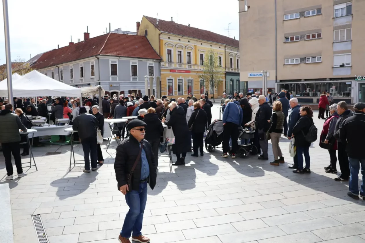 Čakovec, Franjevački trg, ribice Uskrs 3.4.2026 (29)