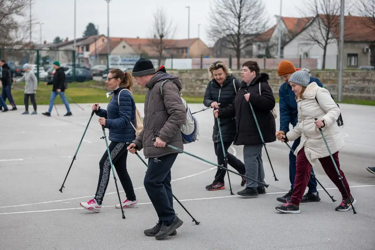 Čakovec Inkluzivno nordijsko hodanje (8) Čakovec Inkluzivno nordijsko hodanje (8)