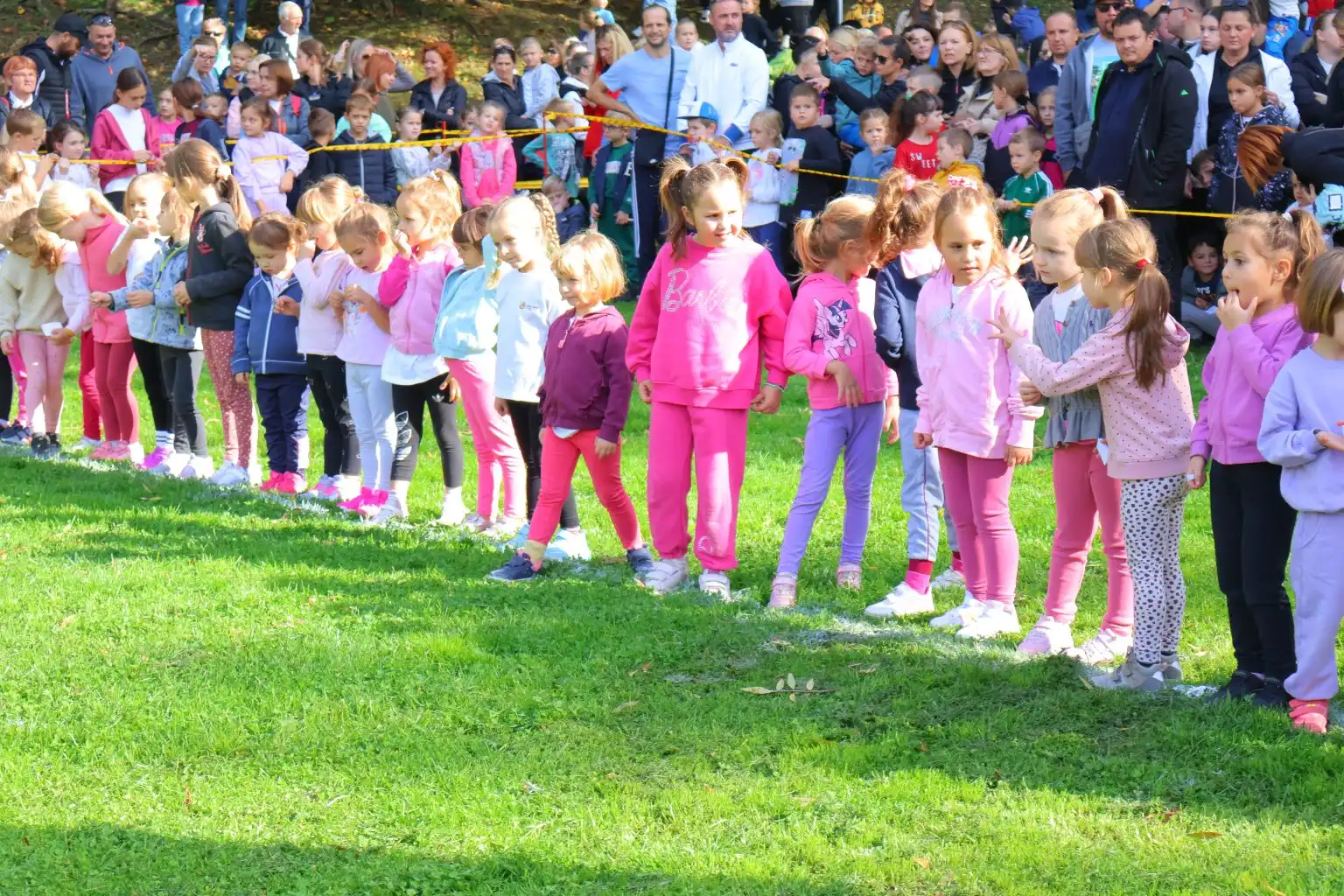 Čakovec – jesenski kros, izložba (40) Čakovec – jesenski kros, izložba (40)