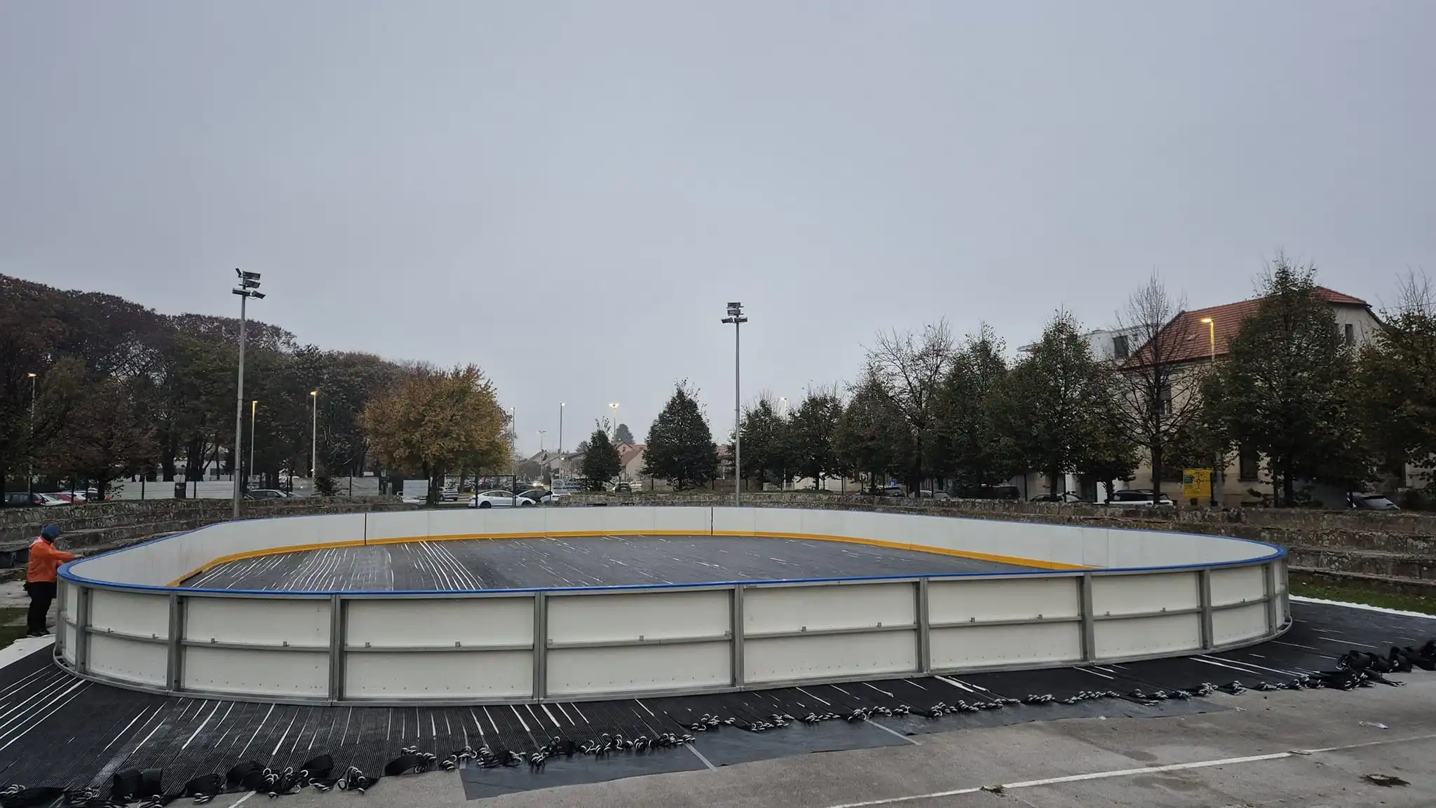 Čakovec – klizalište montaža (2) Čakovec – klizalište montaža (2)