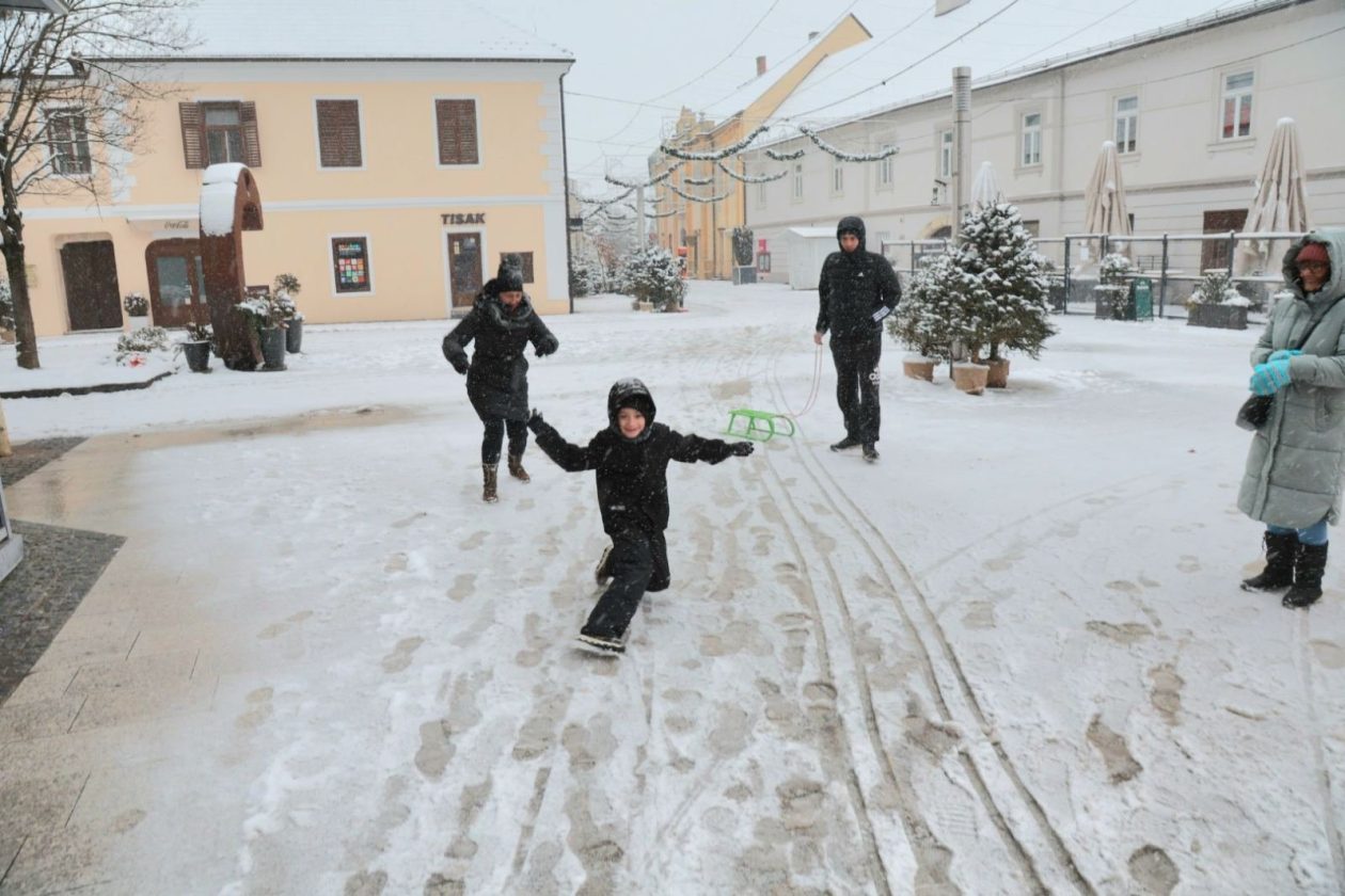 Čakovec sanjkanje (26) Čakovec sanjkanje (26)