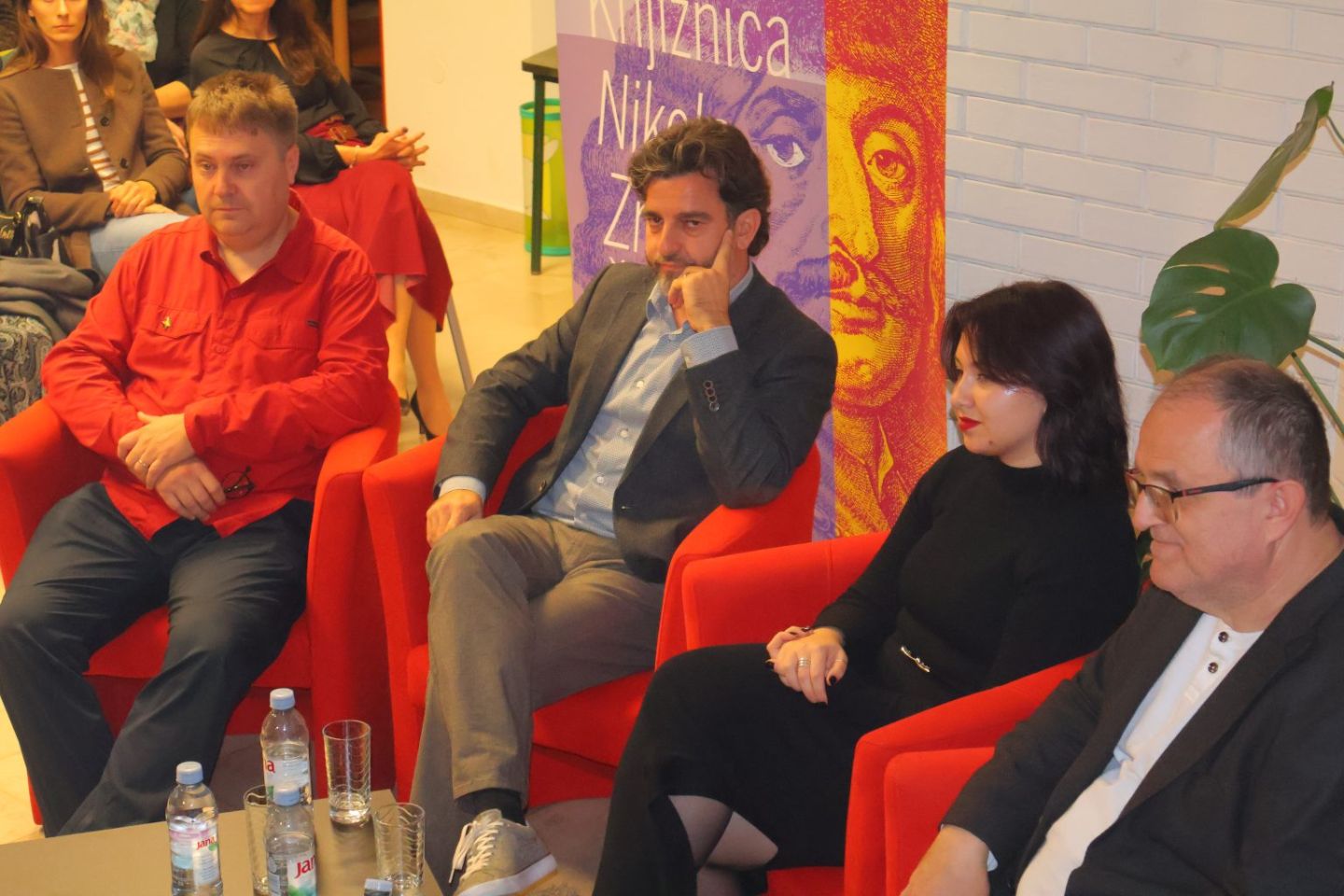 Čakovec slavi domaće autore Predstavljeno novo kolo Biblioteke ‘Insula’ (9)