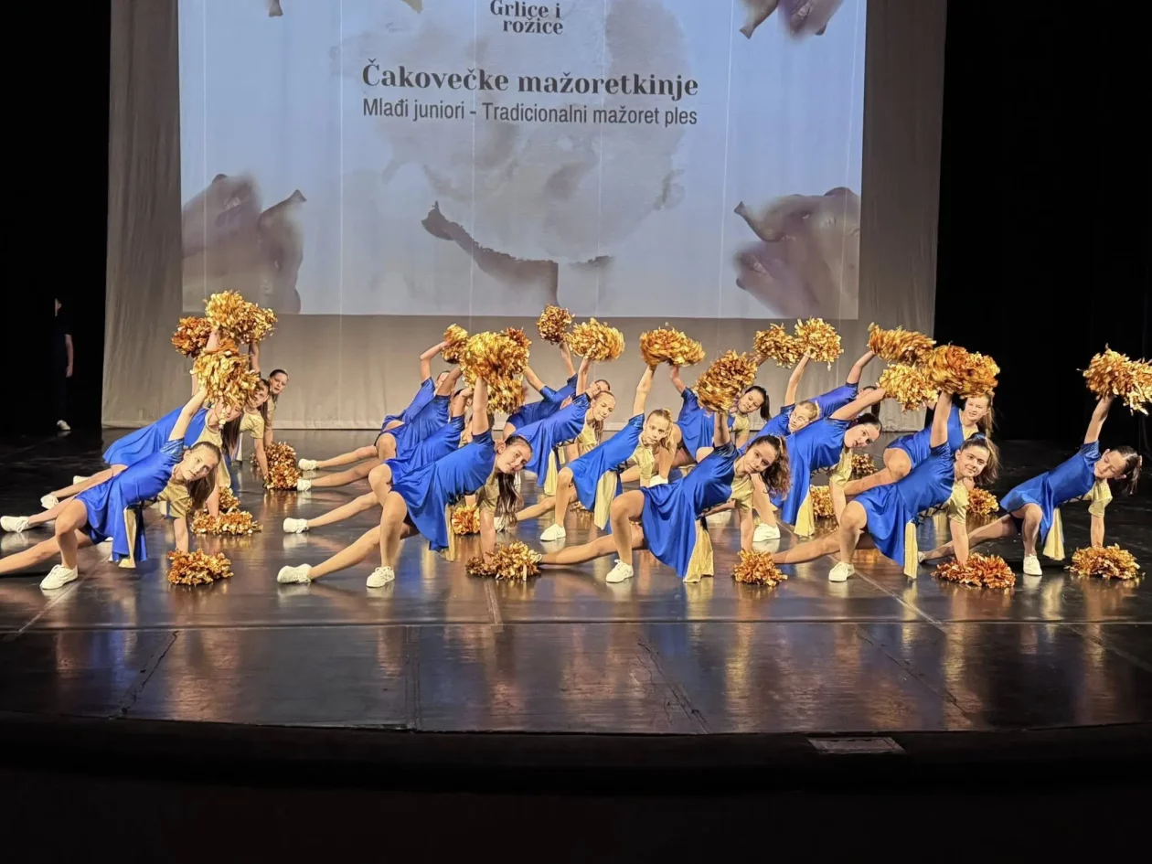 Čakovečke Mažoretkinje CZK 18