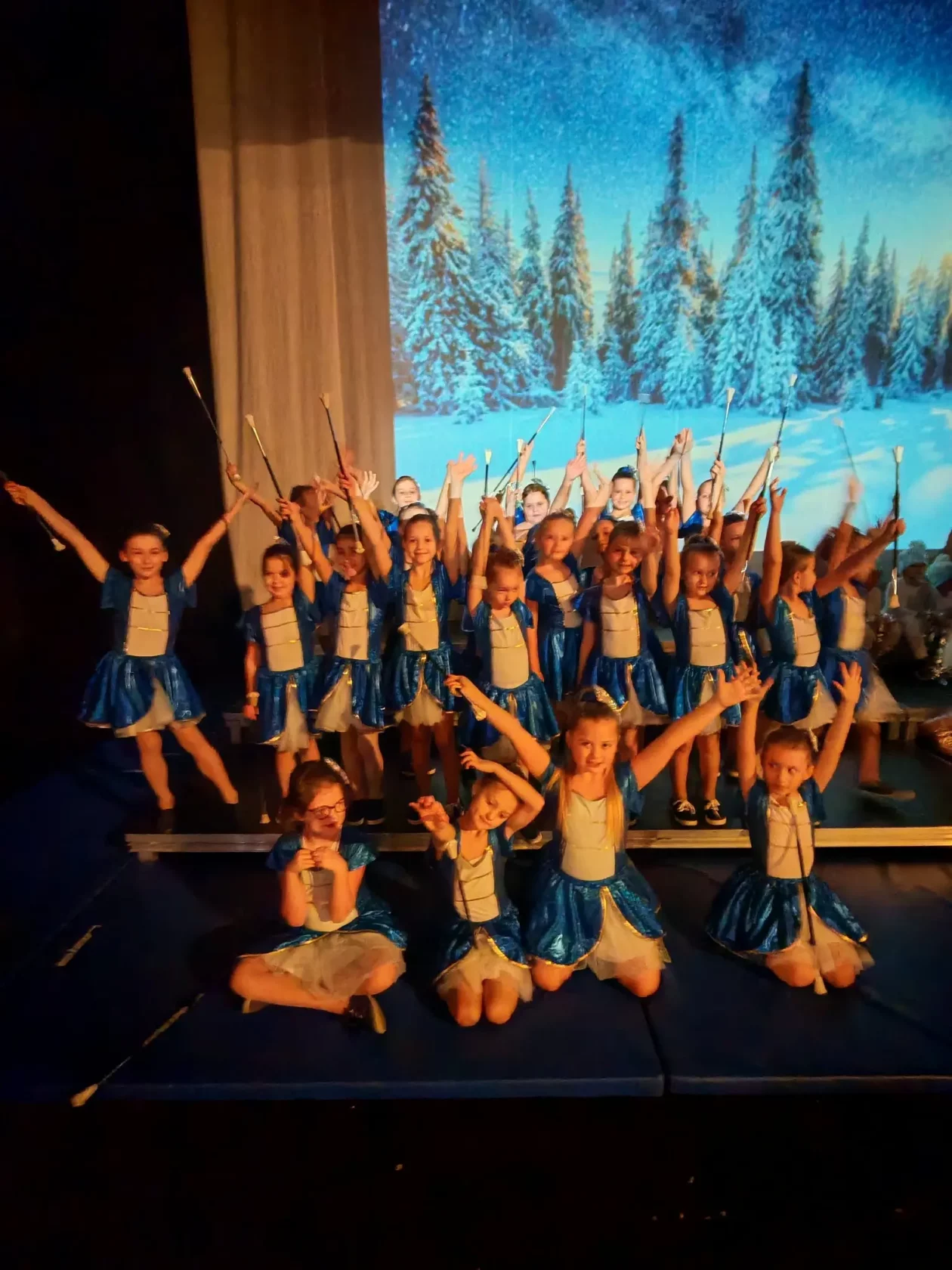 Čakovečke mažoretkinje studeni koncert (10)