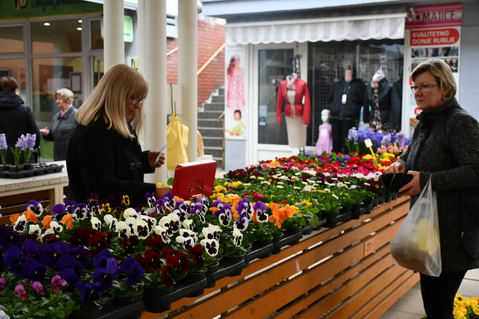 Čakovečki plac (25) Čakovečki plac (25)