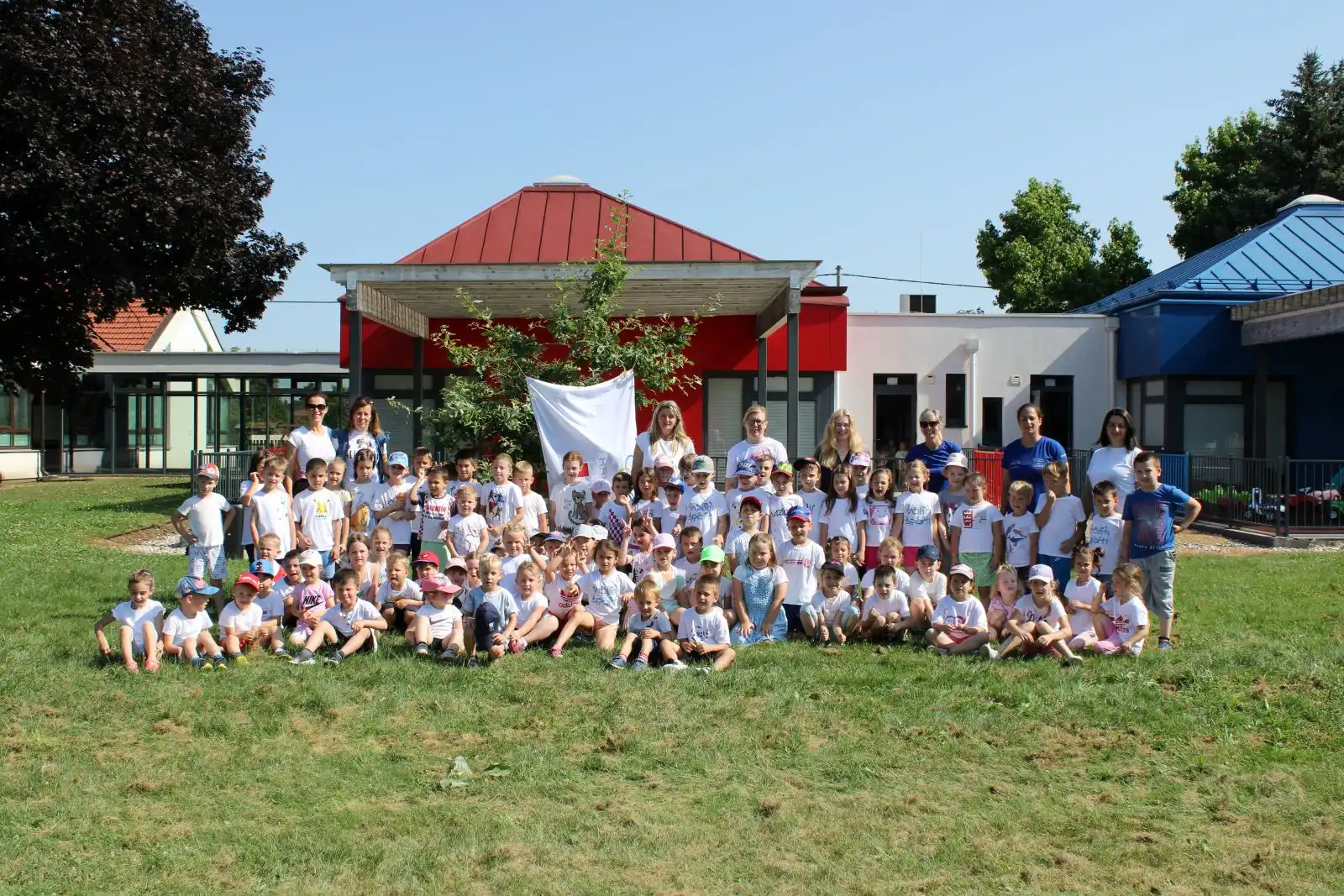 Čakovečki vrtićarci obilježili Olimpijski dan (16) Čakovečki vrtićarci obilježili Olimpijski dan (16)