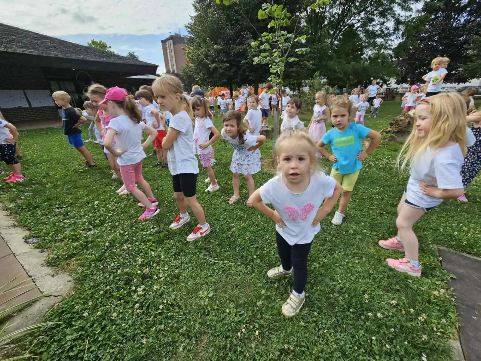 Čakovečki vrtićarci obilježili Olimpijski dan (5) Čakovečki vrtićarci obilježili Olimpijski dan (5)