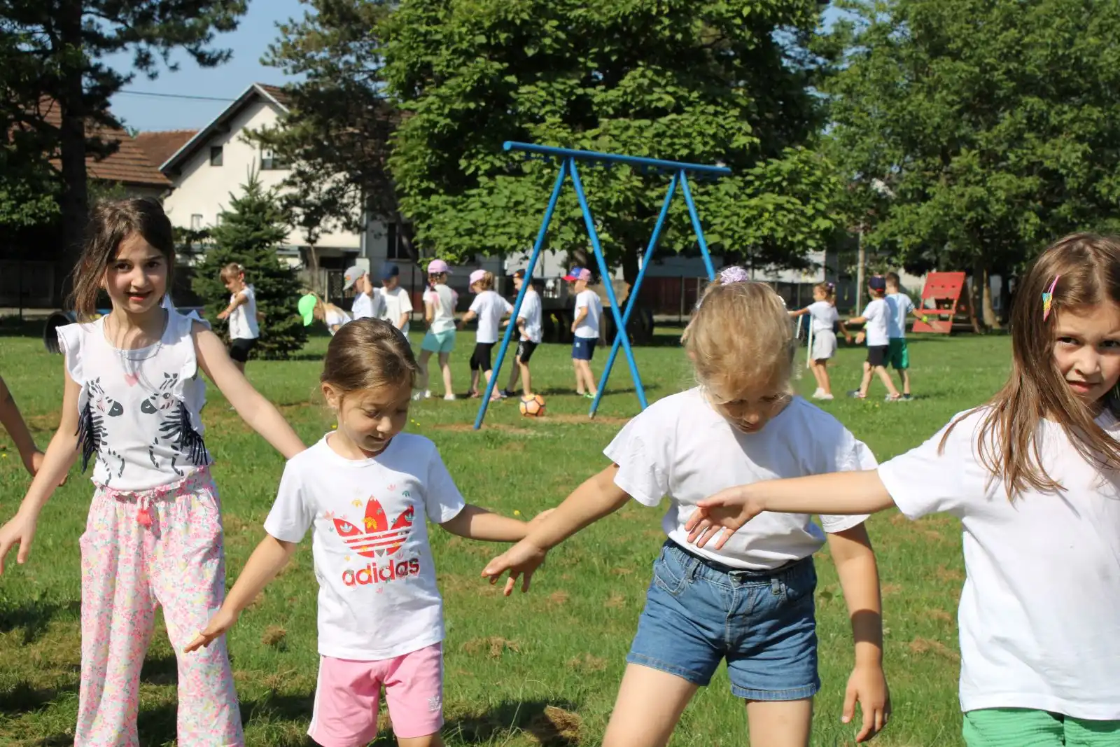 Čakovečki vrtićarci obilježili Olimpijski dan (9) Čakovečki vrtićarci obilježili Olimpijski dan (9)