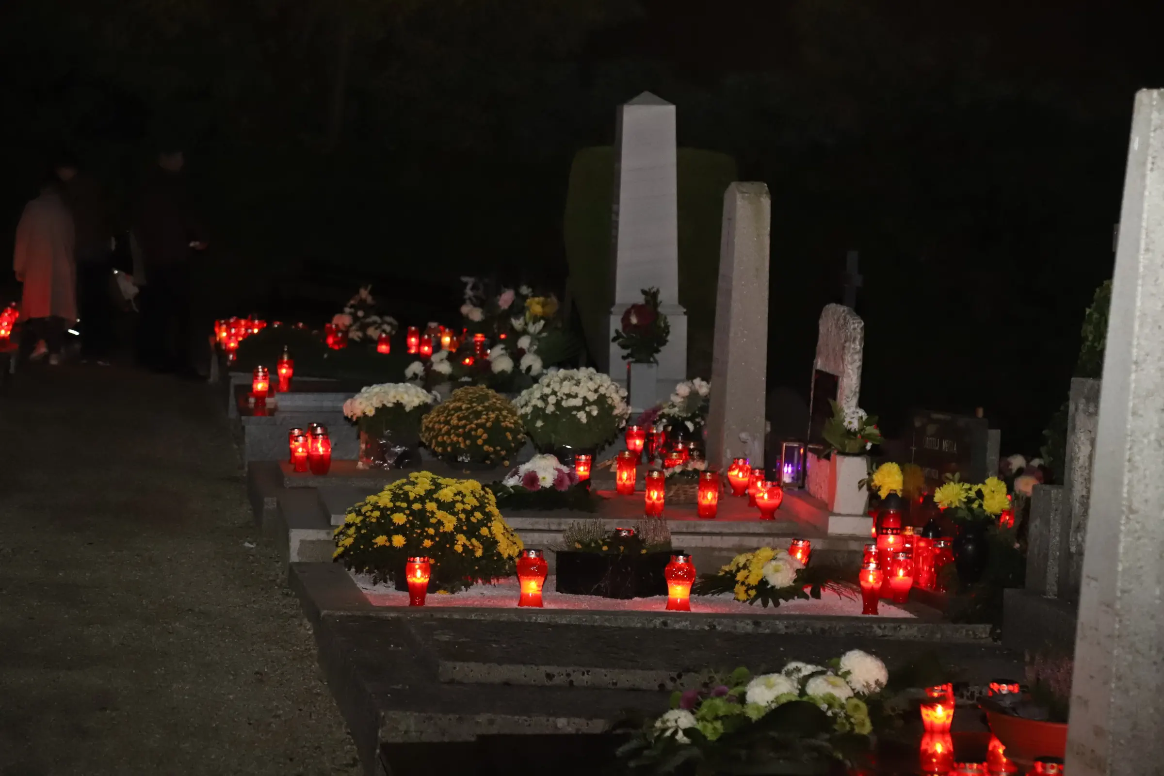 Čakovečko groblje po noći 2024 (12) Čakovečko groblje po noći 2024 (12)