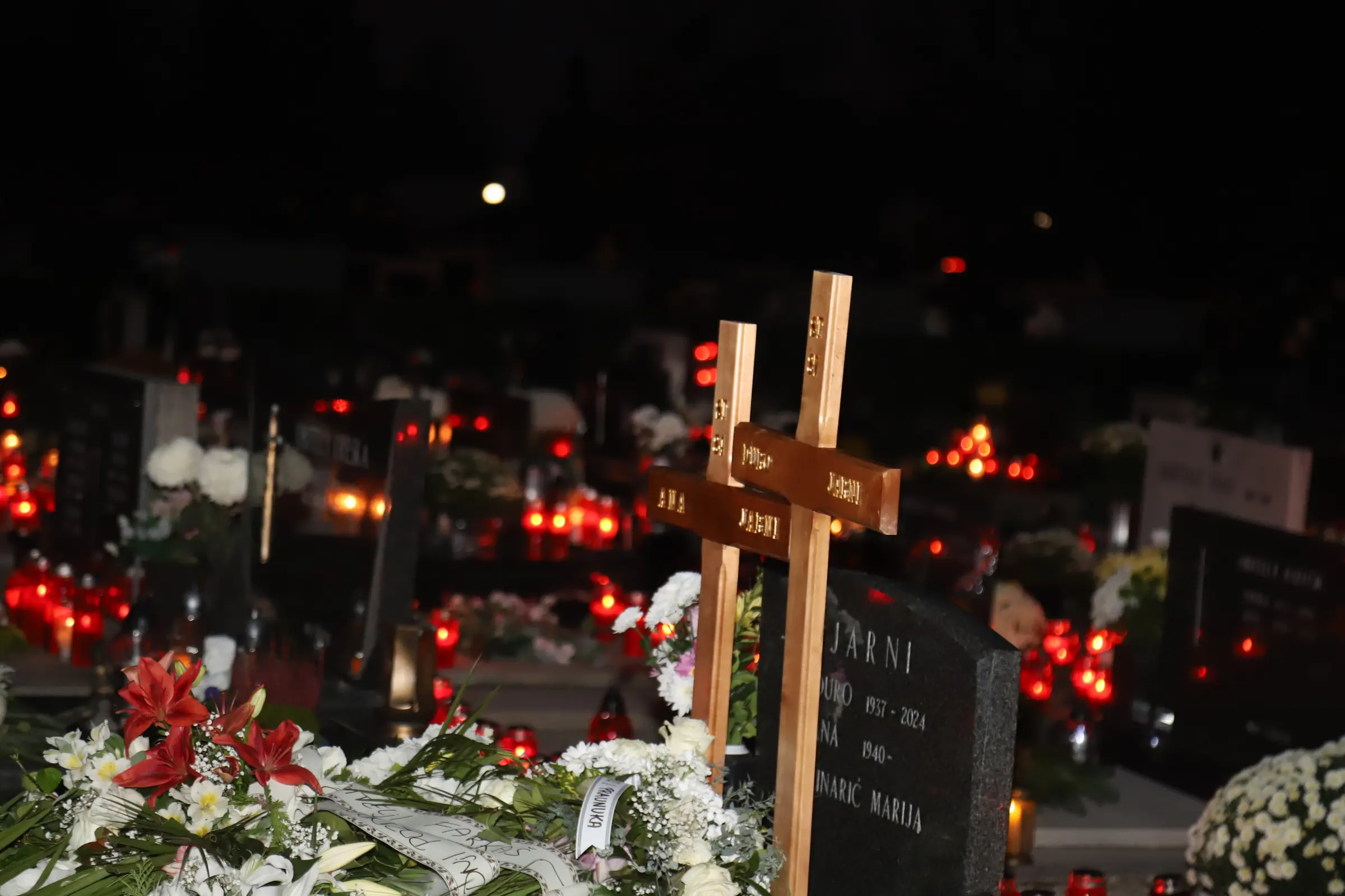 Čakovečko groblje po noći 2024 (22) Čakovečko groblje po noći 2024 (22)