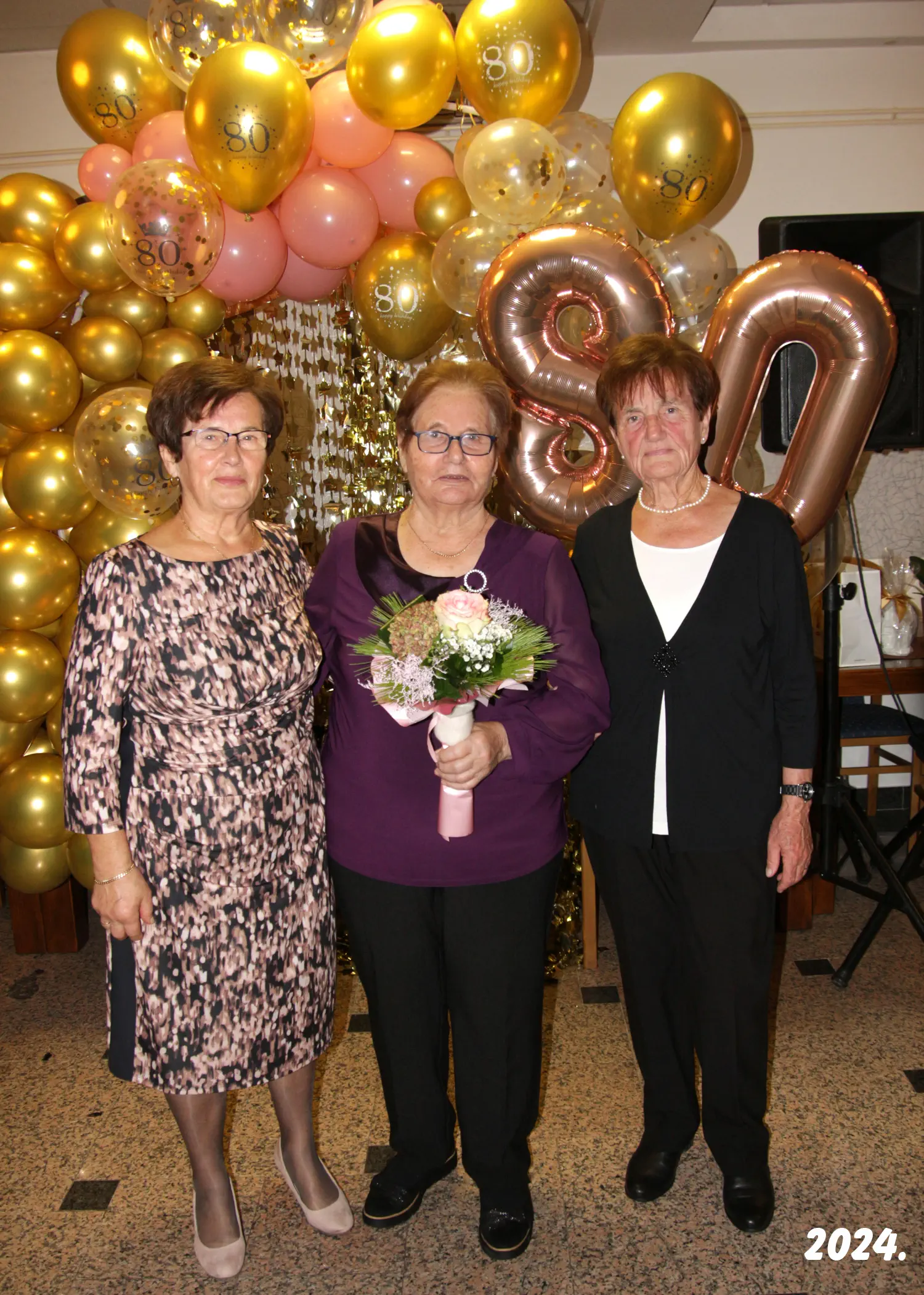 Cecilija Đurkin uz obitelj i prijatelje proslavila 80. rođendan u veselom slavlju (1)