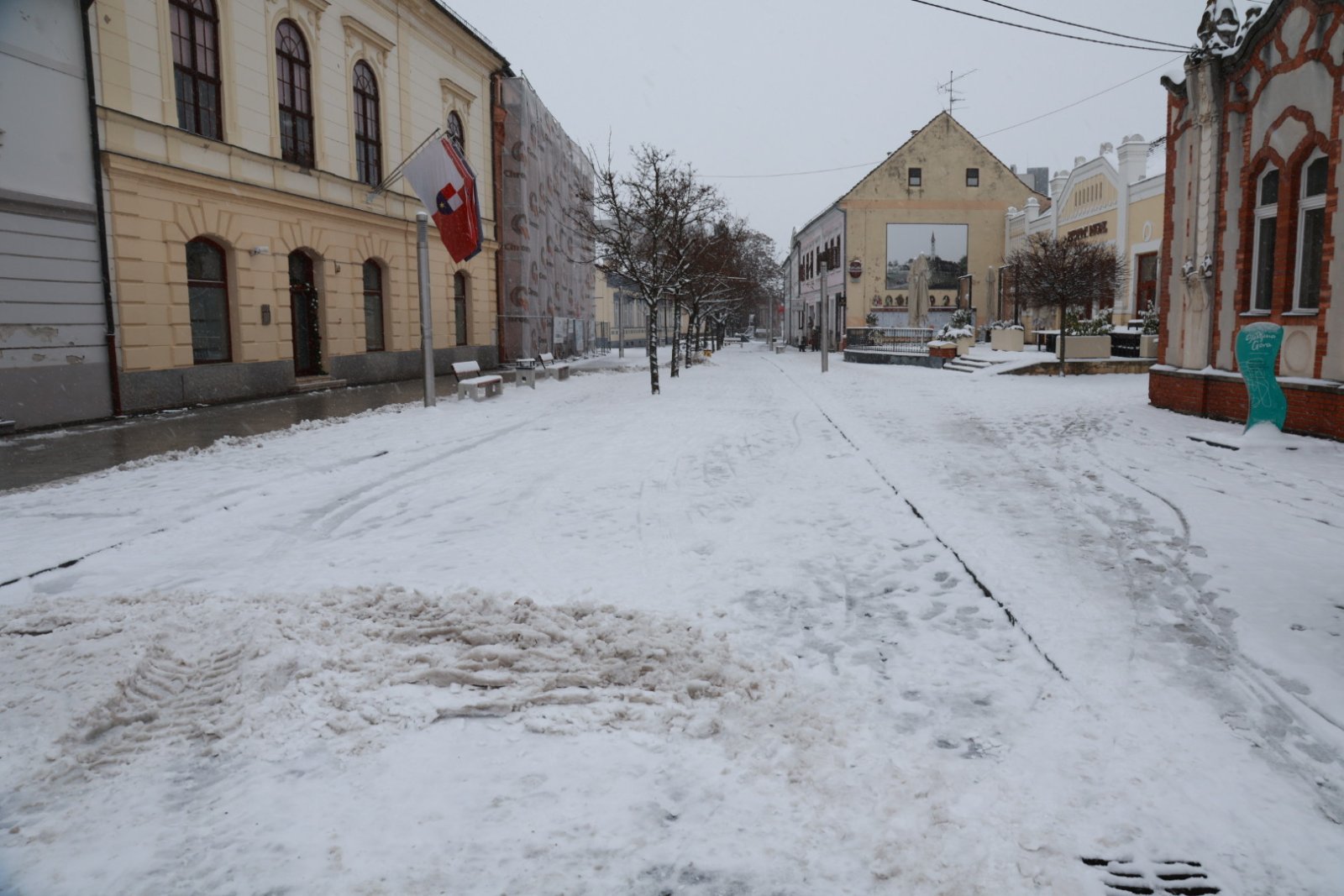 Centar grada Čakovec zima zimski uvjeti (2) Centar grada Čakovec zima zimski uvjeti (2)