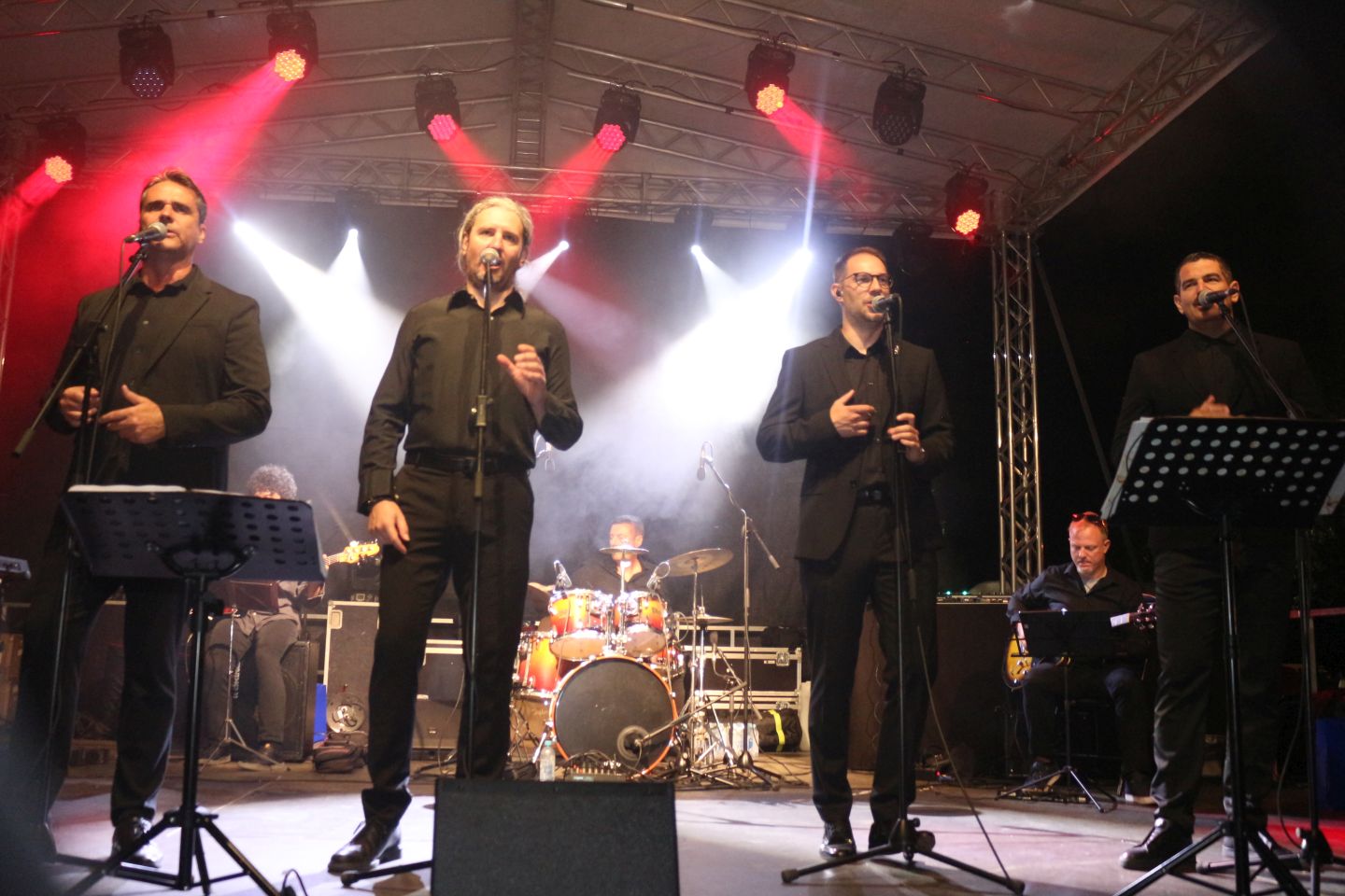 Četiri tenora zadnji dan festivala balona 2025 (18) Četiri tenora zadnji dan festivala balona 2025 (18)