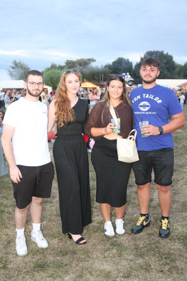 Četiri tenora zadnji dan festivala balona 2025 (4) Četiri tenora zadnji dan festivala balona 2025 (4)