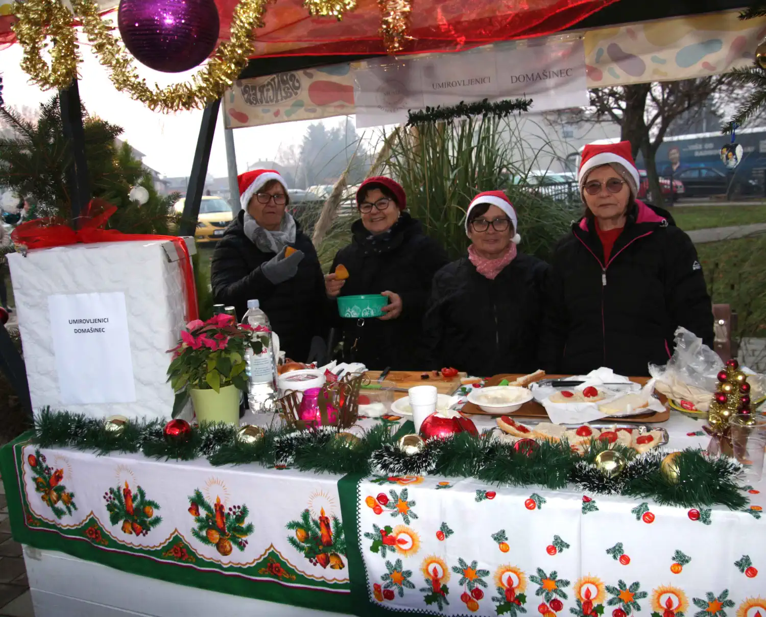 Četvrti božićni sajam u Domašincu 2024 (17)