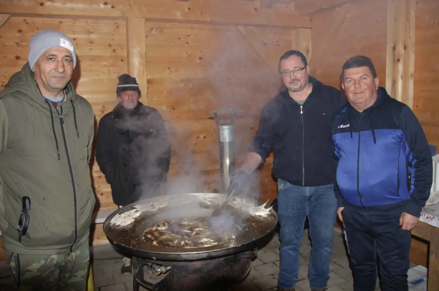 Četvrti božićni sajam u Domašincu 2024 (18)