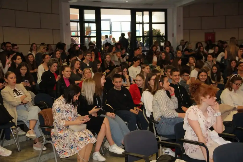 Citanjem-do-zvijezda-1-1024×683 Citanjem-do-zvijezda-1-1024×683