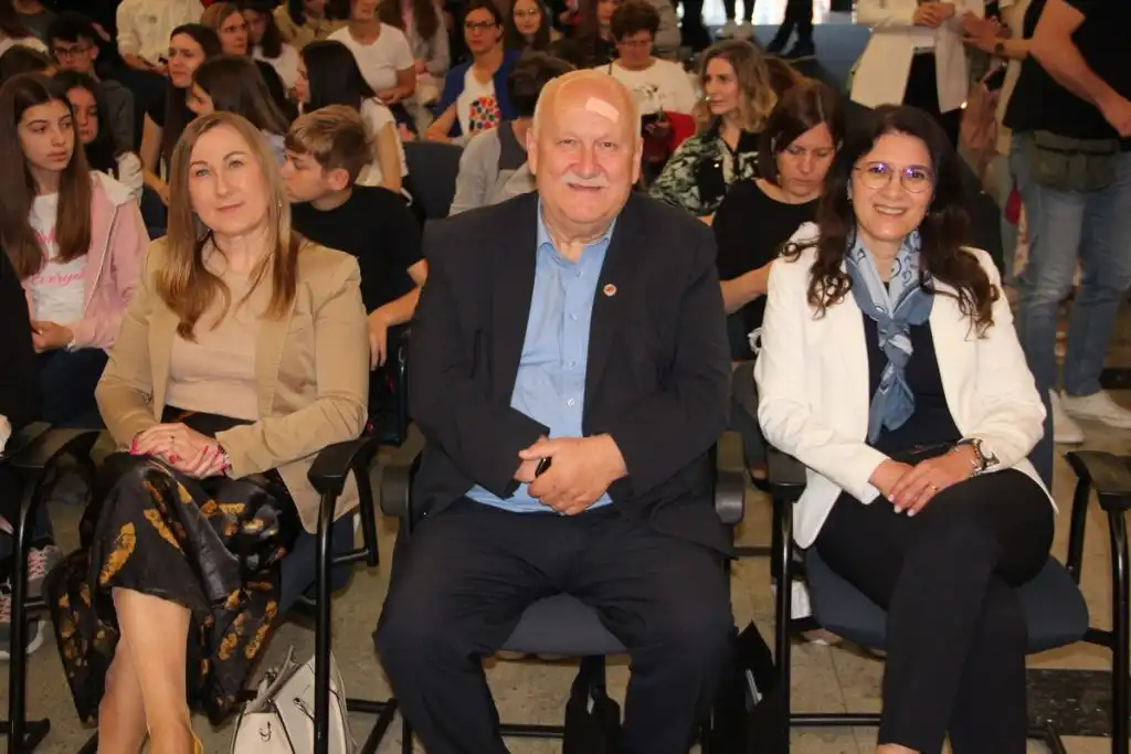 Citanjem-do-zvijezda-11-1024×683 Citanjem-do-zvijezda-11-1024×683