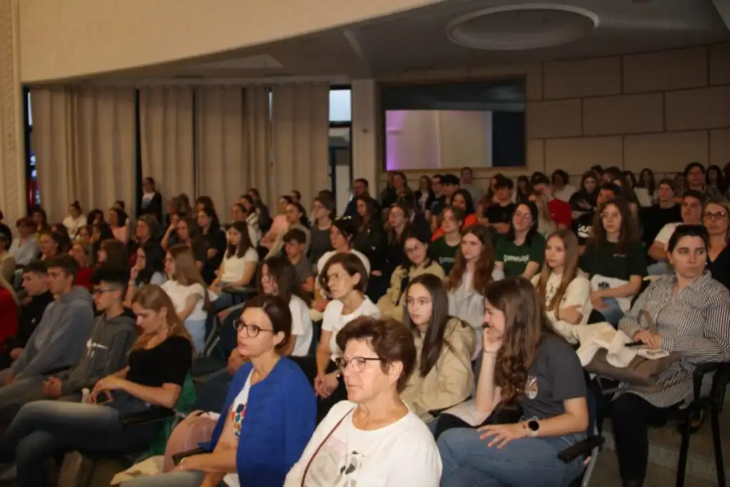 Citanjem-do-zvijezda-19-1024×683 Citanjem-do-zvijezda-19-1024×683