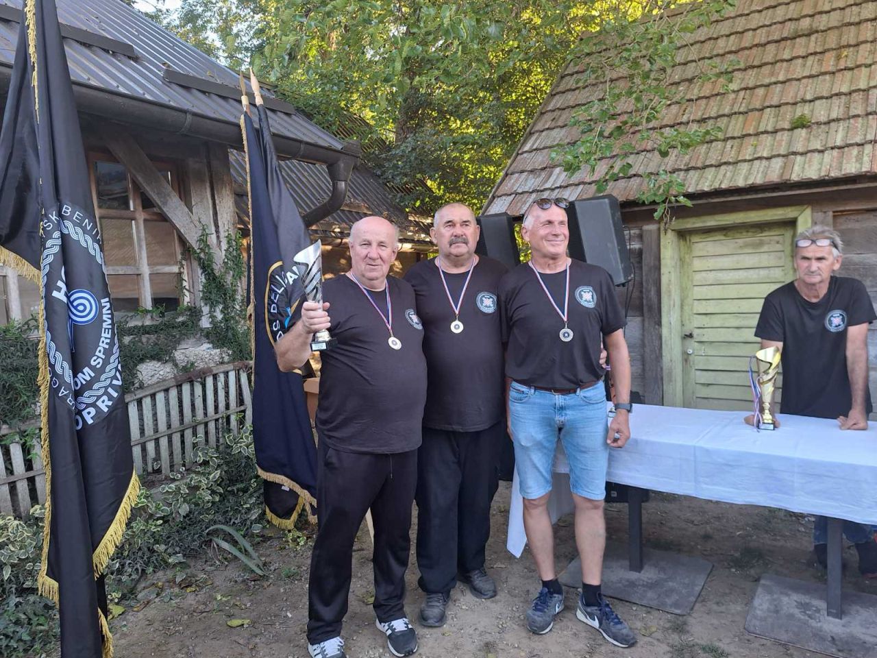 Članovi HOS-a Belica briljirali na IV. Sportskim igrama HOS-a RH-a (2) Članovi HOS-a Belica briljirali na IV. Sportskim igrama HOS-a RH-a (2)