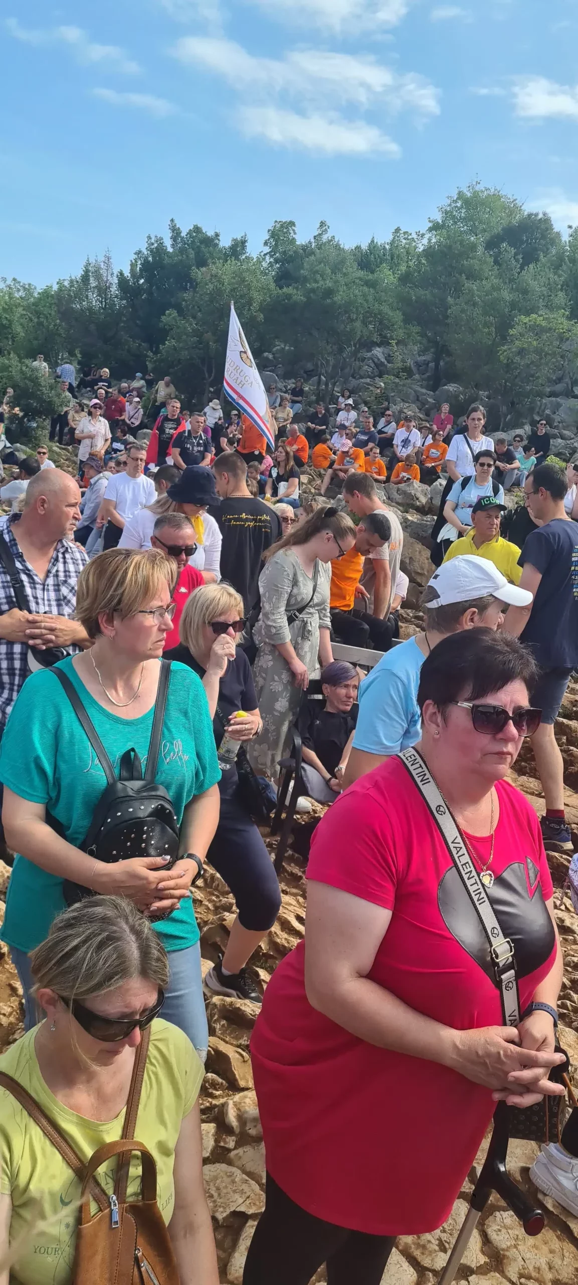 Članovi Udruge ‘HVIDR-a Jug Čakovec’ posjetili Međugorje 2024 (15) Članovi Udruge ‘HVIDR-a Jug Čakovec’ posjetili Međugorje 2024 (15)