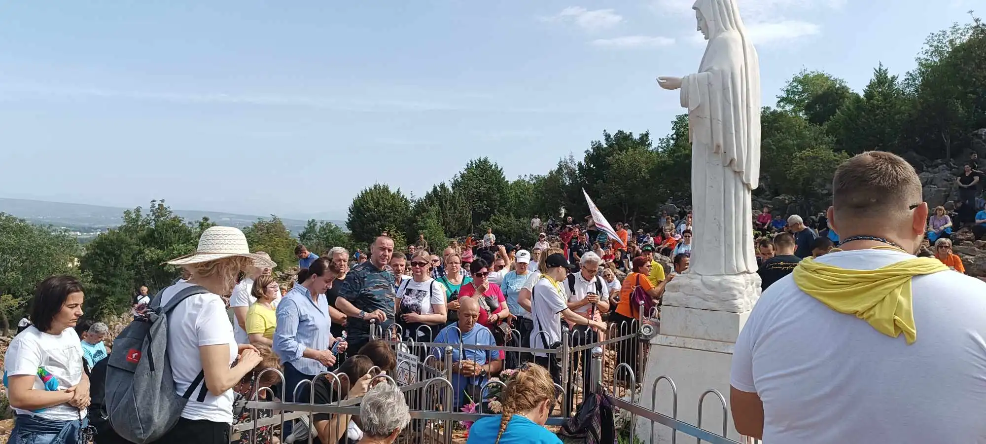 Članovi Udruge ‘HVIDR-a Jug Čakovec’ posjetili Međugorje 2024 (3) Članovi Udruge ‘HVIDR-a Jug Čakovec’ posjetili Međugorje 2024 (3)