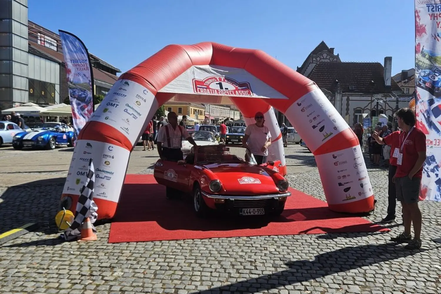 Croatia Classic Tourist Trophy Rally (21)