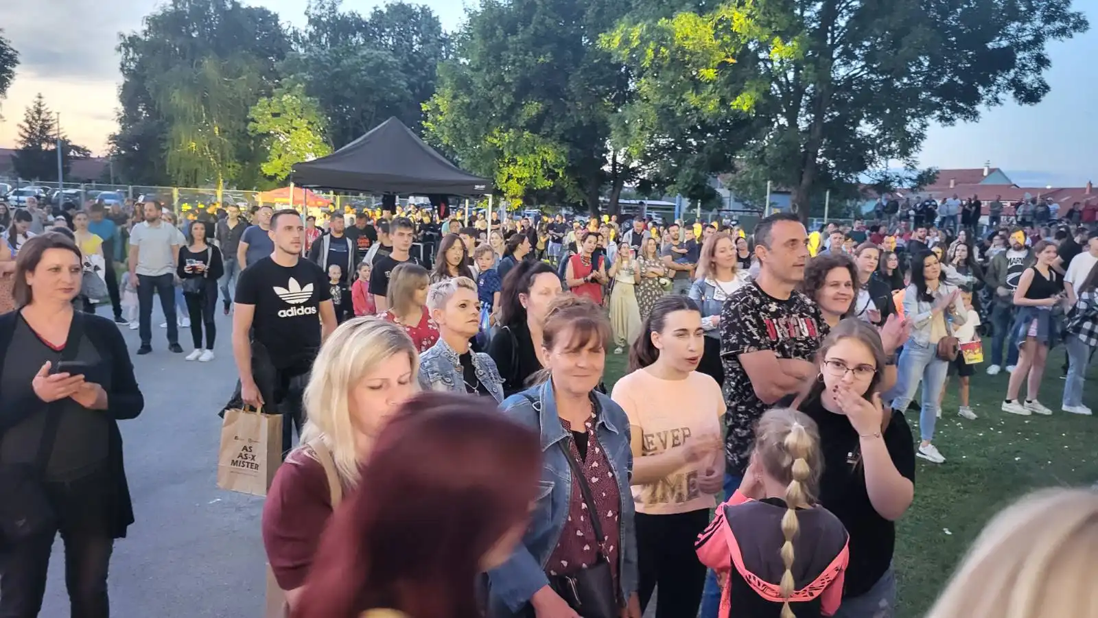 Crvena jabuka u Prelogu – vatromet (12) Crvena jabuka u Prelogu – vatromet (12)