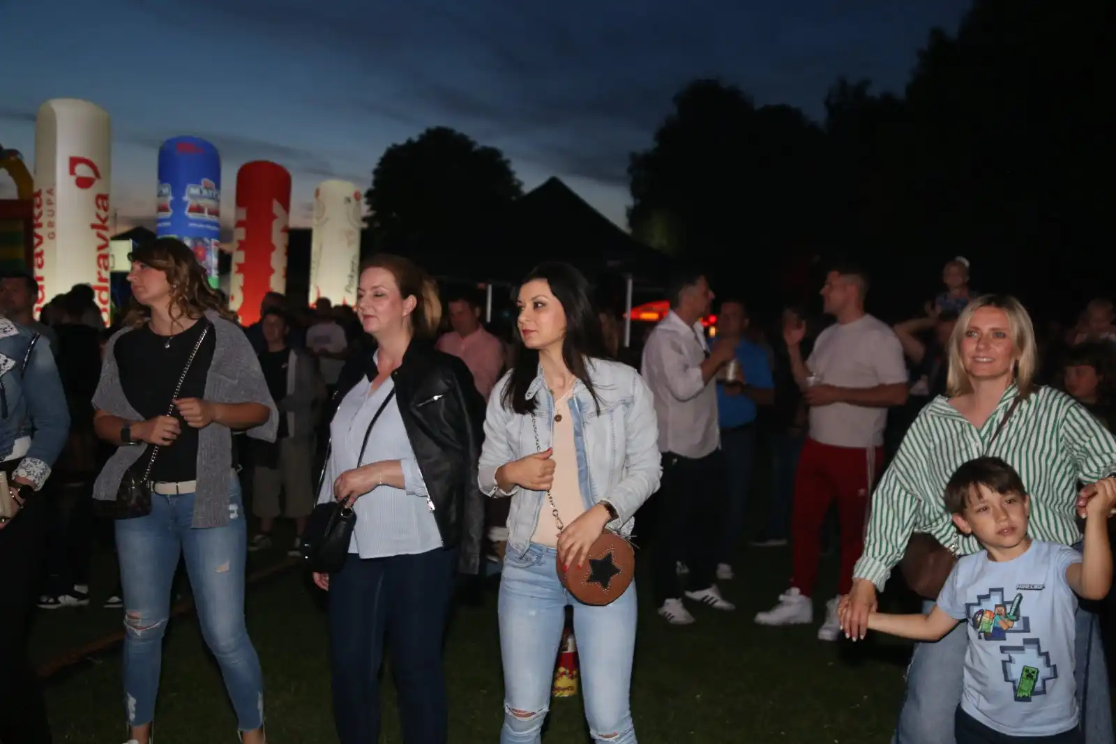 Crvena jabuka u Prelogu – vatromet (7) Crvena jabuka u Prelogu – vatromet (7)